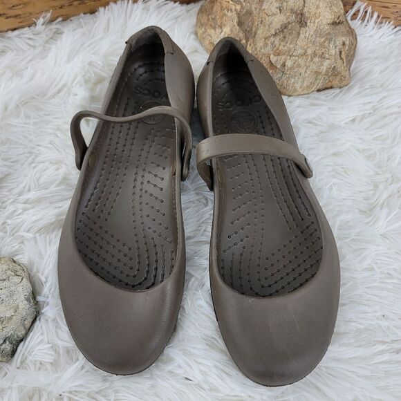 CrocsâAliceâbrownâflats - Picture 5 of 8